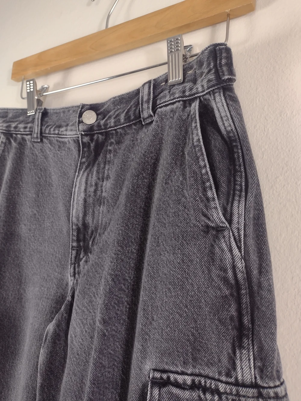 Madewell Washed Black Low Slung Cargo Washed Straight Leg Jeans Size 24